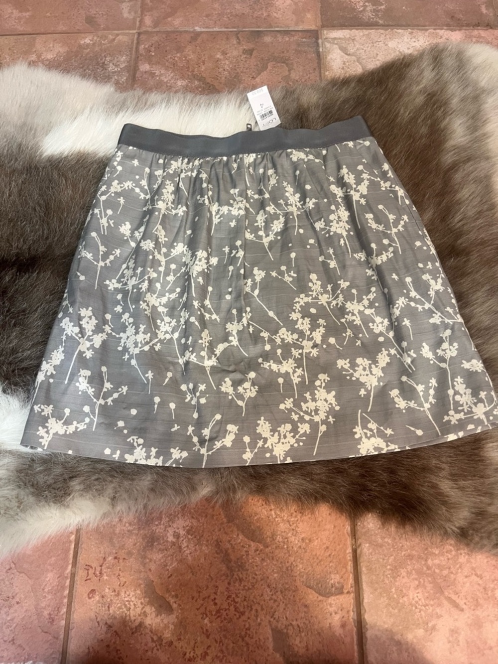 LOFT Gray Floral A-Line Skirt